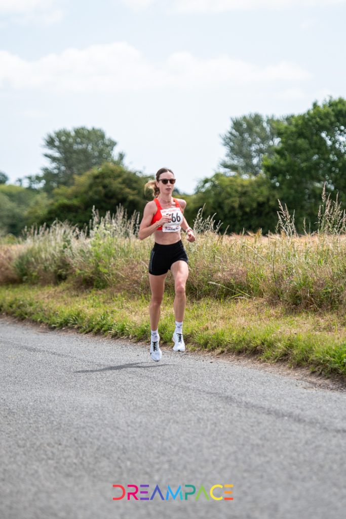 Samantha Jeffries at the Humpty Dumpty 10K